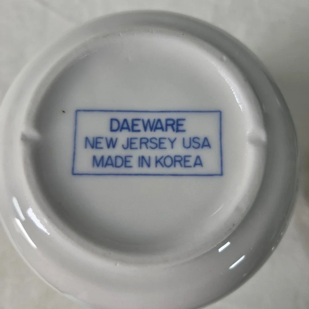 Daeware Ceramic Floral Canister Lidded Jar Multi Color Flower New Jersey Korea